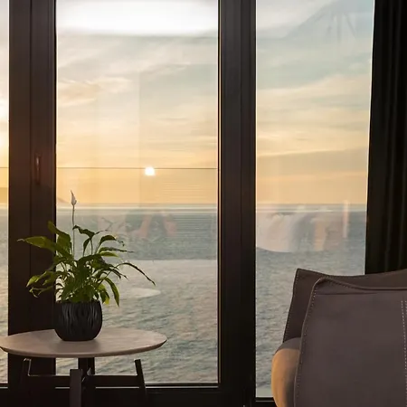 Miramare 4* Vlorë