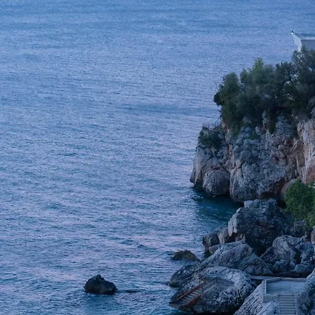 Miramare Szálloda 4*