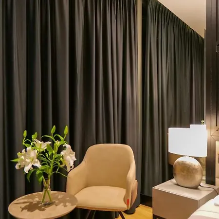 Miramare Szálloda 4*