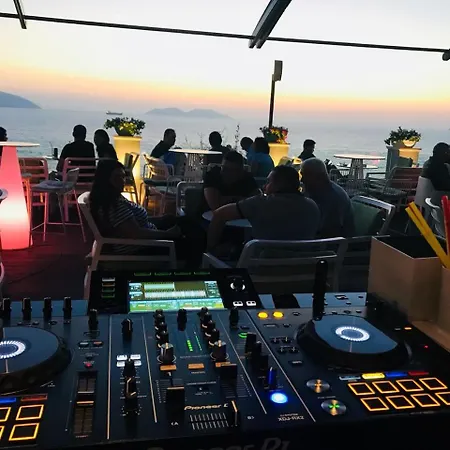 Szálloda Miramare Vlora